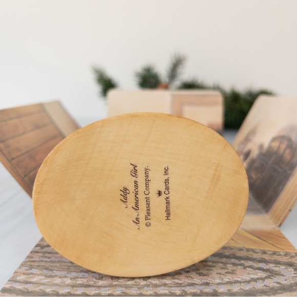 Hallmark • Addy An American Keepsake Ornament - Picture 4 of 12